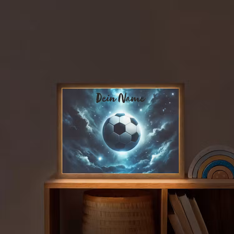 Voetbal - Galaxy - Ruimte - Sport - Blauw Light Box met batterij (Wandlamp kind) middel -sfeer1_kind