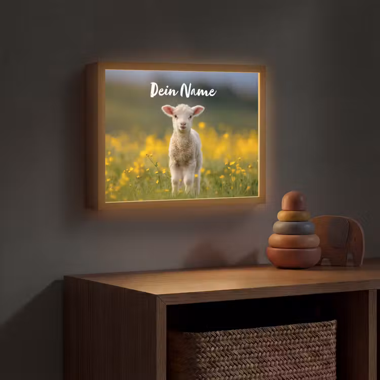 Lammetje - Gras - Bloemen - Geel Light Box met batterij (Wandlamp kind) middel -sfeer5_kind