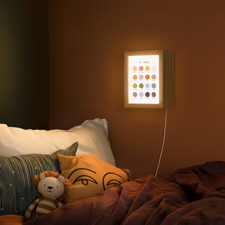 Educatief - Kleuren leren - Kleurrijk - Wit Light Box met kabel (Wandlamp kind) klein -sfeer1_kind