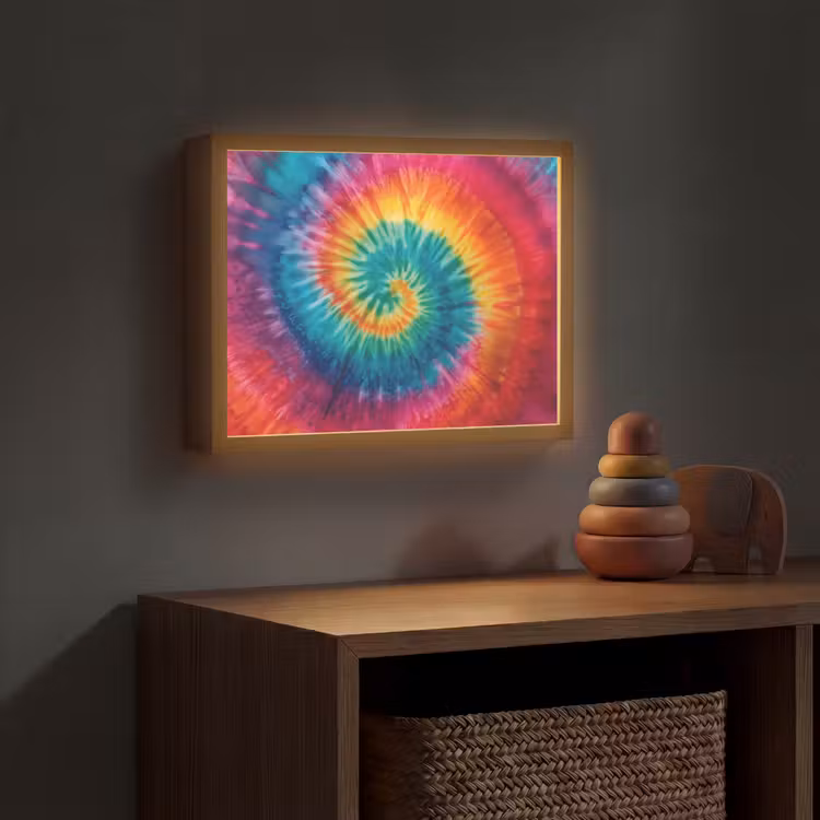 Regenboogkleuren - Tie dye - Light Box met batterij (Wandlamp kind) middel -sfeer5_kind