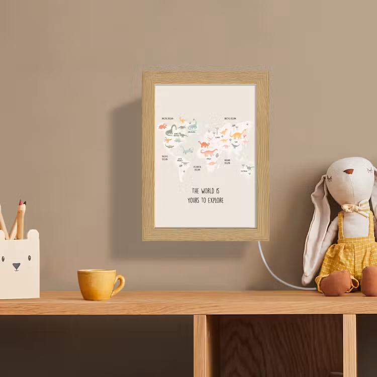Wereldkaart - Dino - Kinderen - Dinosaurus Light Box met kabel (Wandlamp kind) klein -sfeer2_kind