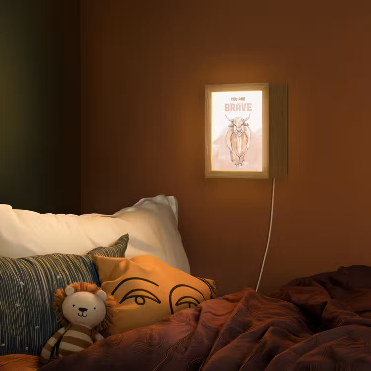 Yak - Oranje - Quote - 'You are brave' Light Box met kabel (Wandlamp kind) klein -sfeer1_kind