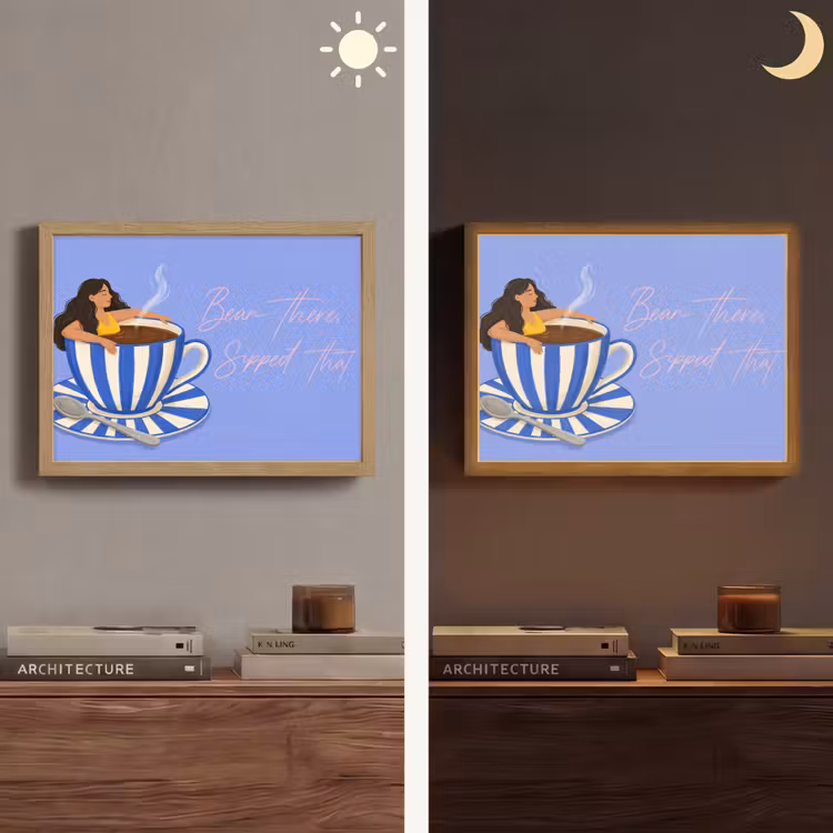 Mok - Koffie - Vrouw - Paars Light Box met batterij (Wandlamp) middel -sfeer3