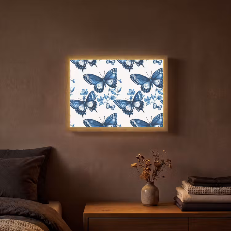 Blauw - Vlinders - Bloemen - Wit Light Box met batterij (Wandlamp) middel 907 -sfeer4