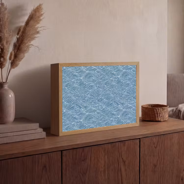 Blauw - Wit - Golven - Getekend - Textuur Light Box met batterij (Wandlamp) middel 907 -sfeer2