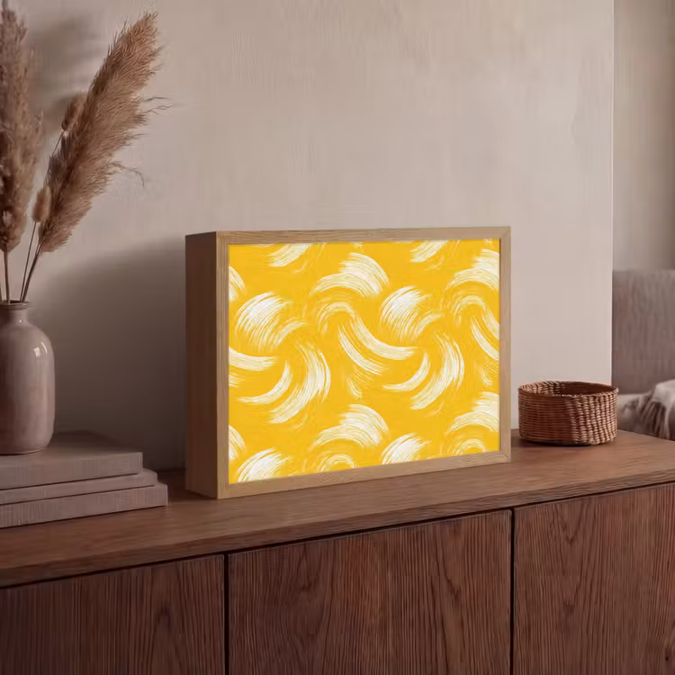 Verfstreken - Abstract - Dynamisch - Geel Light Box met batterij (Wandlamp) middel 907 -sfeer2