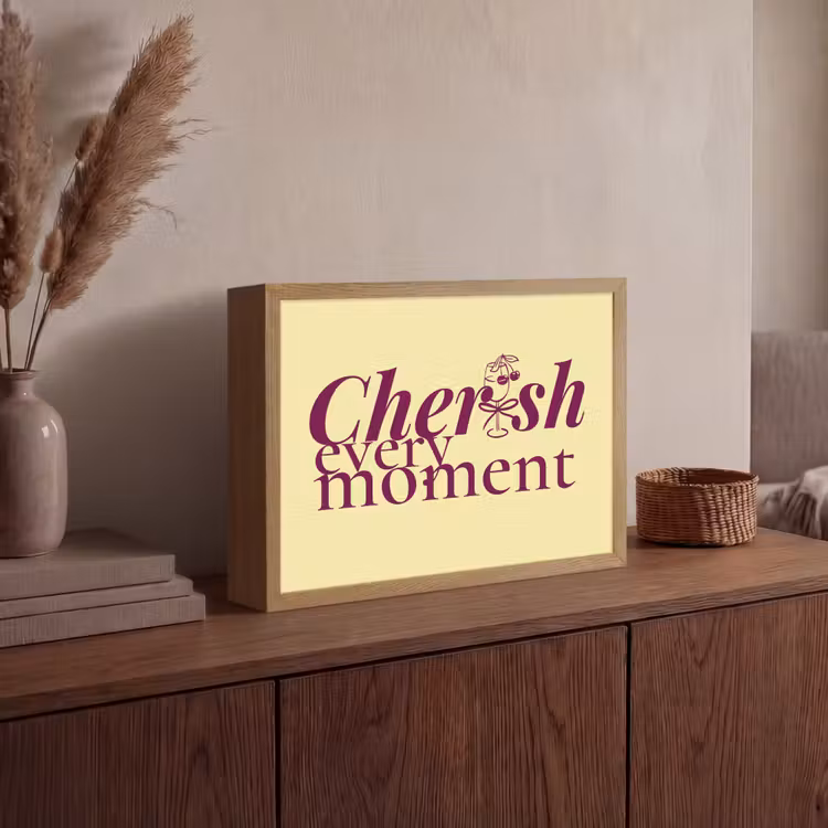 Cherish every moment - Cocktailglas - Geel Light Box met batterij (Wandlamp) middel -sfeer2