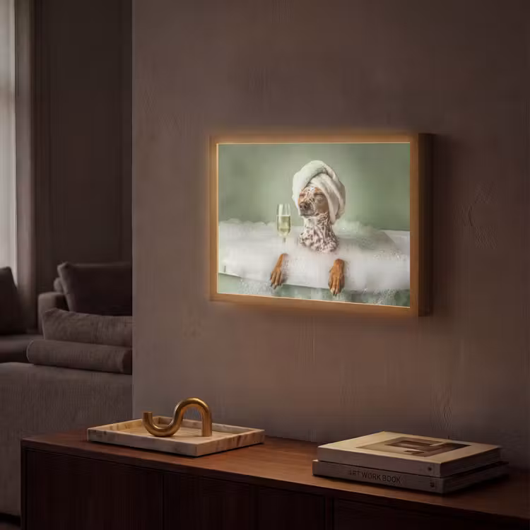 Hond - Bad - Champagne - Handdoek Light Box met batterij (Wandlamp) middel -sfeer1