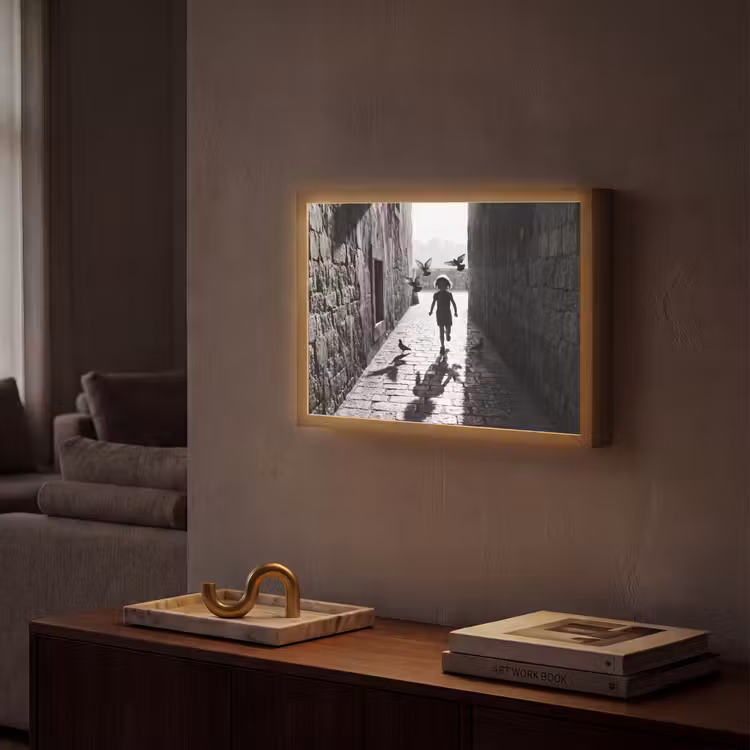 Kind - Vogel - Straat - Zwart-wit - Spelen Light Box met batterij (Wandlamp) middel -sfeer1