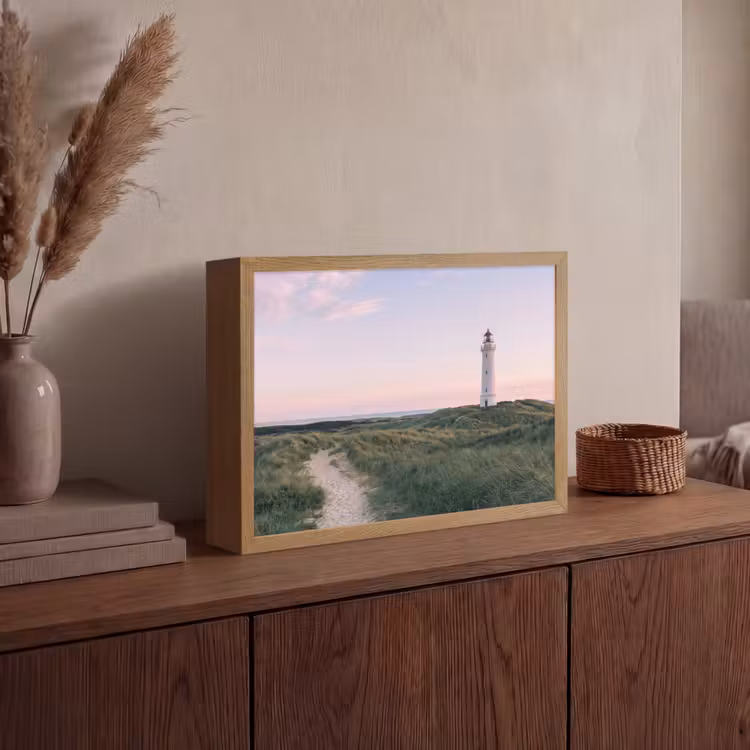 Vuurtoren - Duinlandschap - Zee Light Box met batterij (Wandlamp) middel -sfeer2