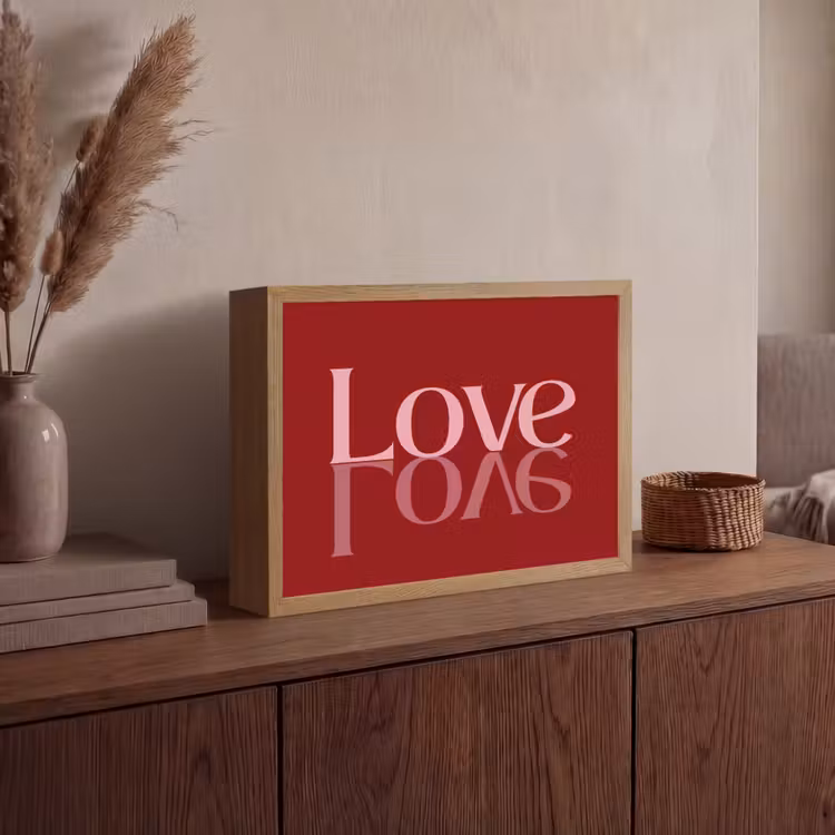 Love - Spiegeling - Rood Light Box met batterij (Wandlamp) middel -sfeer2