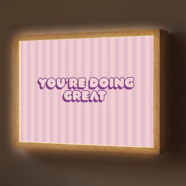 Paars - Strepen - You're doing great - Schaduw Light Box met batterij (Wandlamp) middel -z3d_website