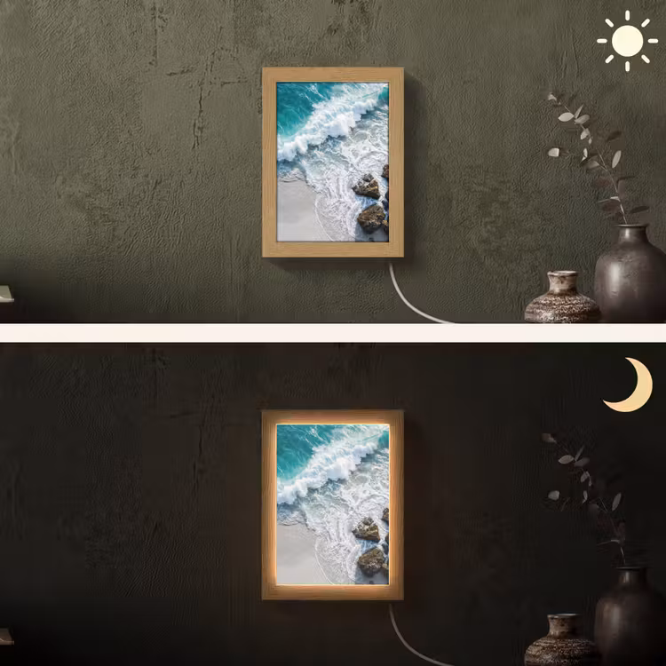 Zee - Golf - Strand - Natuur - Blauw Light Box met kabel (Wandlamp) klein -sfeer3