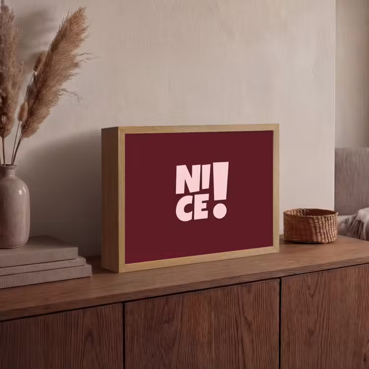 Nice - Uitroepteken - Rood Light Box met batterij (Wandlamp) middel -sfeer2
