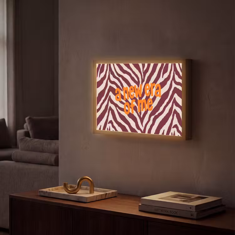 New era - Bordeaux - Zebraprint Light Box met batterij (Wandlamp) middel -sfeer1