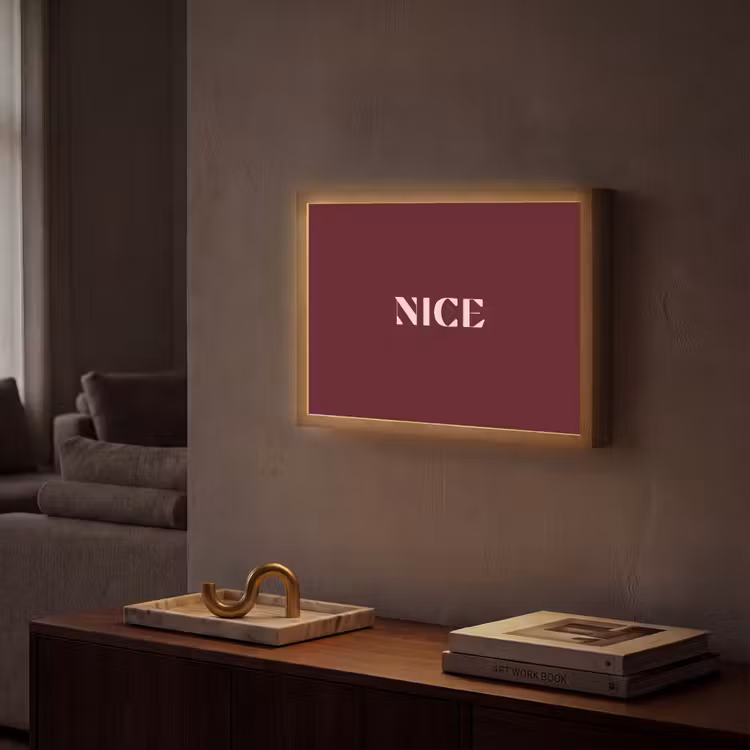 Nice - Bordeaux - Roze Light Box met batterij (Wandlamp) middel -sfeer1