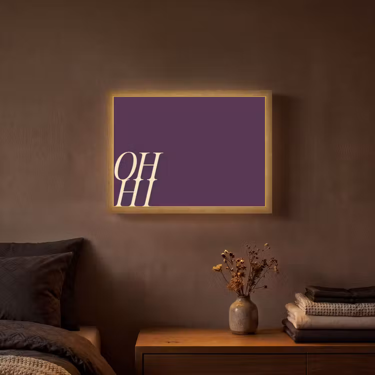 Oh hi - Paars - Cursief Light Box met batterij (Wandlamp) middel -sfeer4
