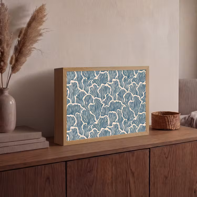 Organisch - Blauw - Crème - Schelpen Light Box met batterij (Wandlamp) middel 907 -sfeer2