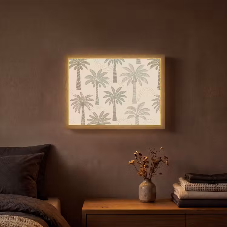 Palmbomen - Patroon - Tropisch - Beige Light Box met batterij (Wandlamp) middel -sfeer4