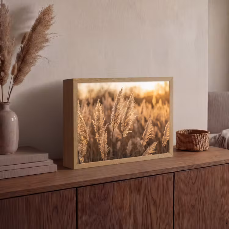 Rietpluimen - Gras - Zonsondergang - Goud - Serene Light Box met batterij (Wandlamp) middel -sfeer2