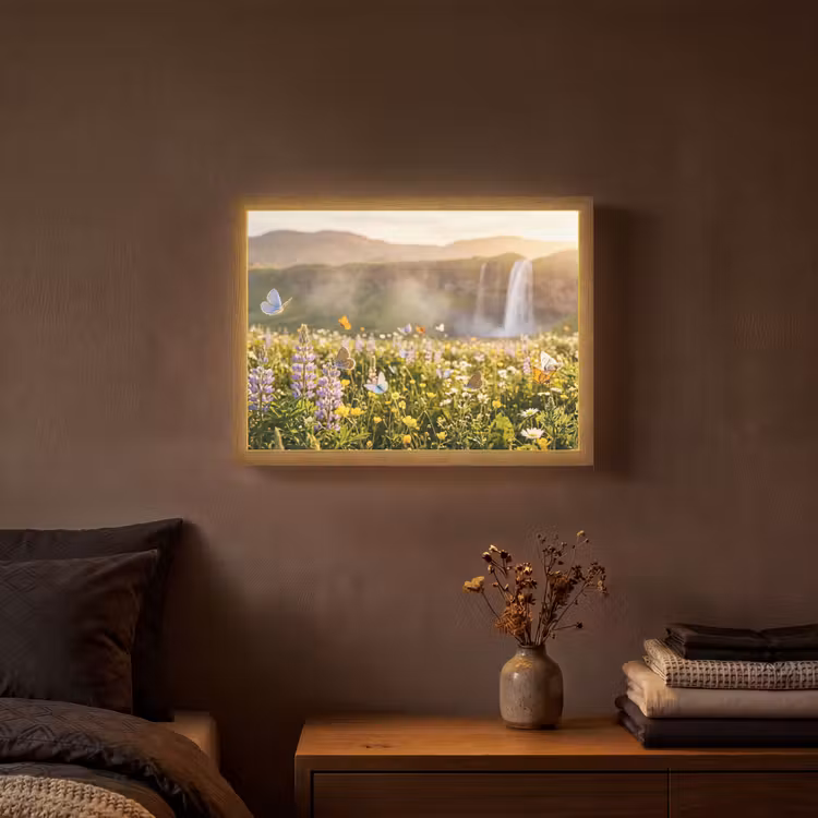 Vlinders - Waterval - Bloemenveld Light Box met batterij (Wandlamp) middel -sfeer4