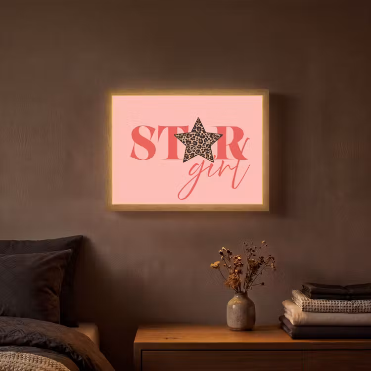 Star girl - Roze - Panter - Ster Light Box met batterij (Wandlamp) middel -sfeer4