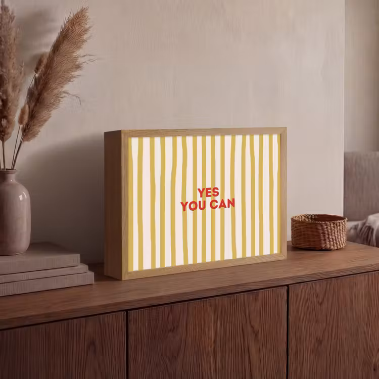 Strepen - Abstract - Yes you can - Rood Light Box met batterij (Wandlamp) middel -sfeer2