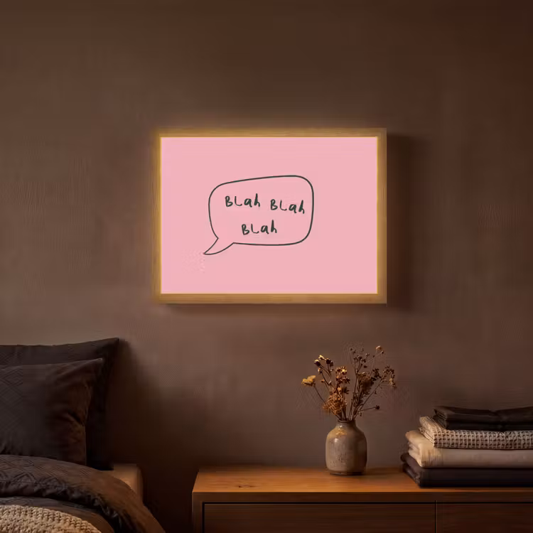 Tekstwolkje - BLAH BLAH BLAH - Roze Light Box met batterij (Wandlamp) middel -sfeer4