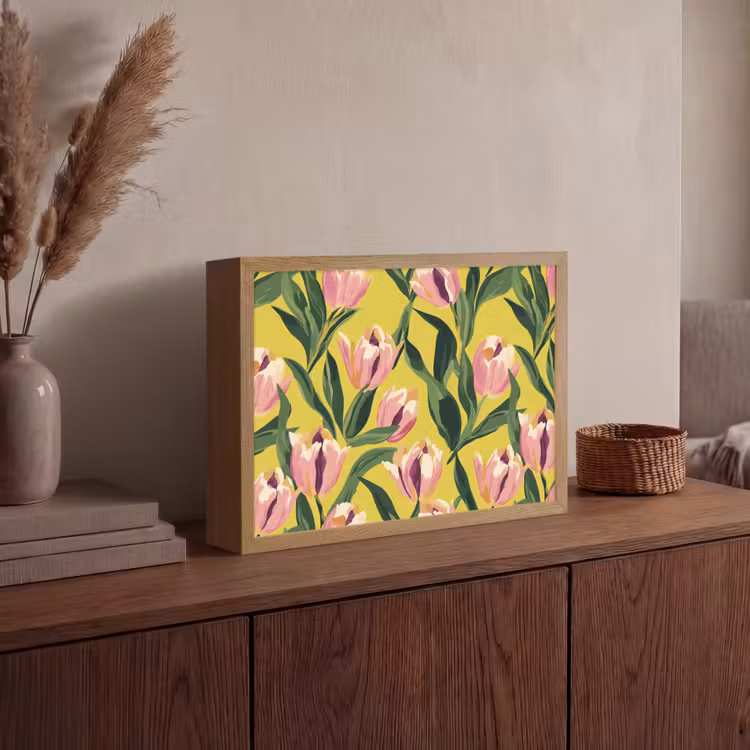 Tulpen - Botanisch - Geel Light Box met batterij (Wandlamp) middel 907 -sfeer2