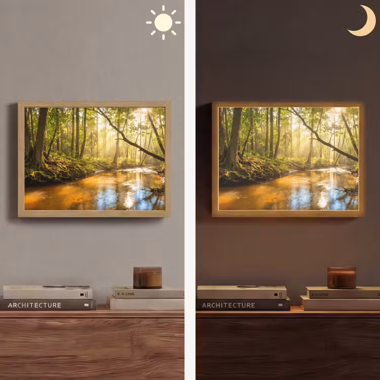 Bos - Beek - Zonlicht - Natuur - Groen Light Box met batterij (Wandlamp) middel -sfeer3