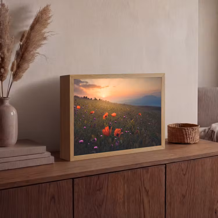 Bloemenveld - Gras - Bloemen - Planten - Zonsondergang - Oranje Light Box met batterij (Wandlamp) middel -sfeer2