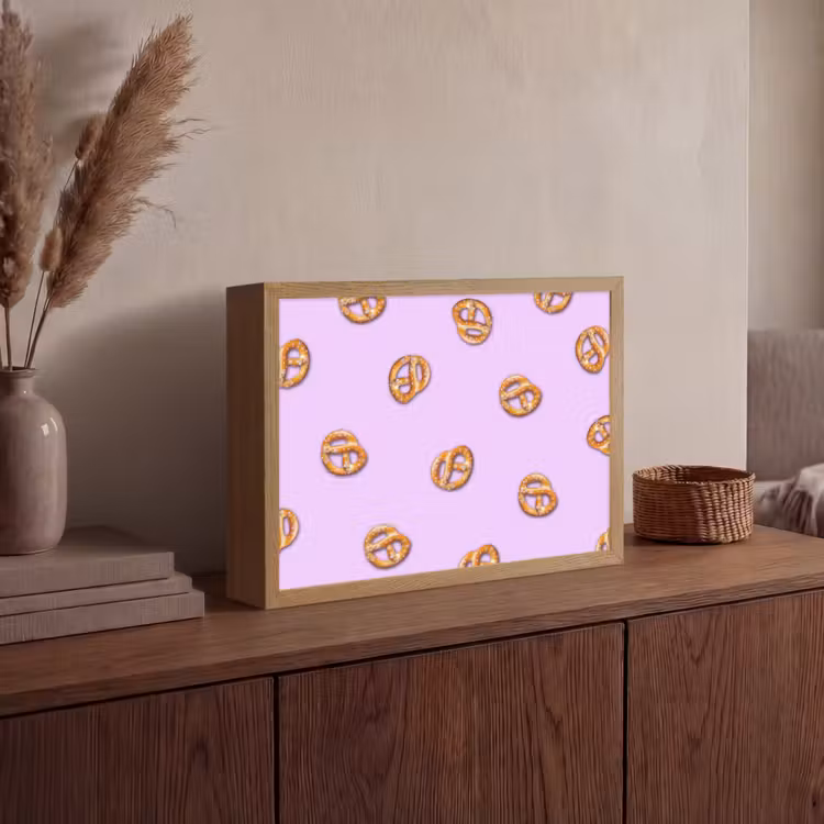 Pretzels - Eten - Paars Light Box met batterij (Wandlamp) middel -sfeer2