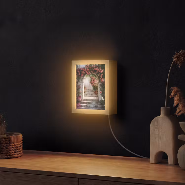 Doorkijk - Rozen - Vintage - Poort Light Box met kabel (Wandlamp) klein -sfeer1