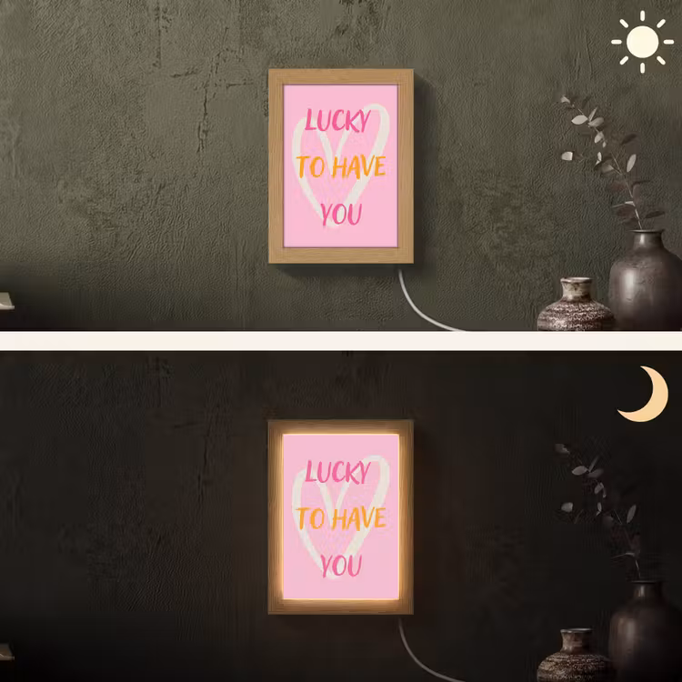 Lucky - Love - Valentijn - Roze Light Box met kabel (Wandlamp) klein -sfeer3