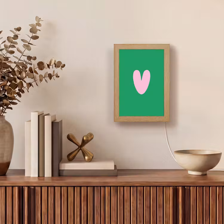 Groen - Hart - Minimalistisch - Valentijn Light Box met kabel (Wandlamp) klein -sfeer2