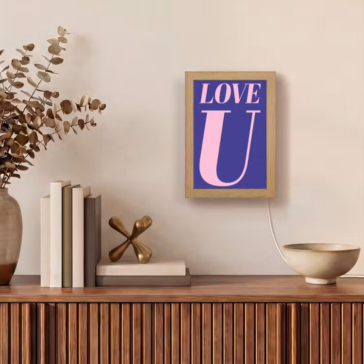 Love - Blauw - Valentijn Light Box met kabel (Wandlamp) klein -sfeer2