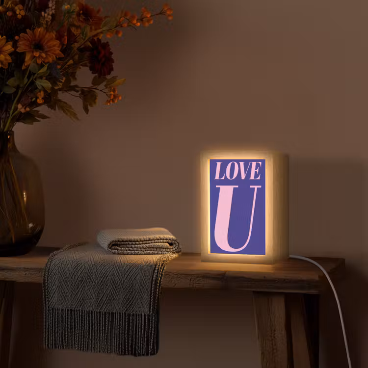 Love - Blauw - Valentijn Light Box met kabel (Wandlamp) klein -sfeer4