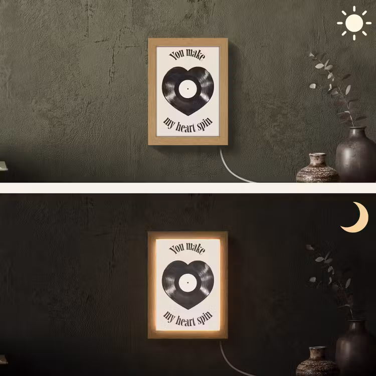 Love - Muziek - Quote Light Box met kabel (Wandlamp) klein -sfeer3