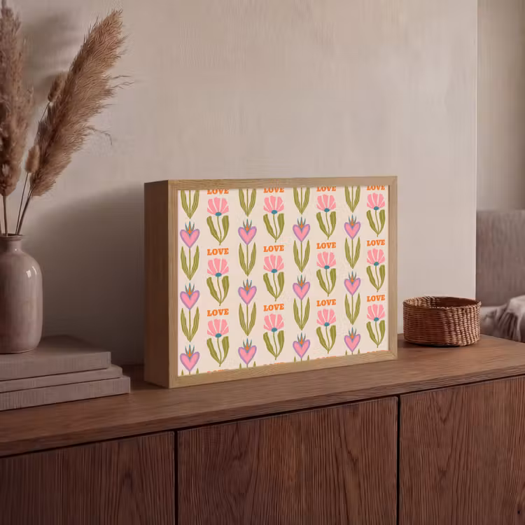 Love - Patroon - Bloemen - Hartjes Light Box met batterij (Wandlamp) middel 907 -sfeer2