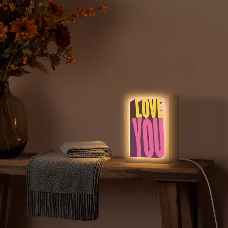 Love - Tekst - Roze - Valentijn Light Box met kabel (Wandlamp) klein -sfeer4