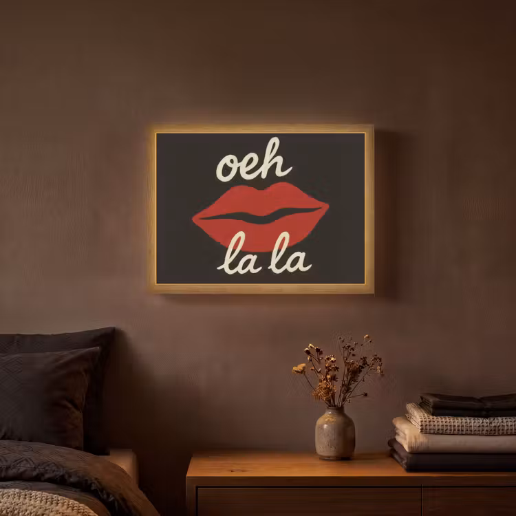 Lip - Rood - Quote Light Box met batterij (Wandlamp) middel -sfeer4