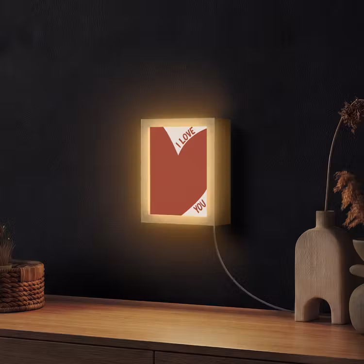 Loveyou - Rood - Hart Light Box met kabel (Wandlamp) klein -sfeer1