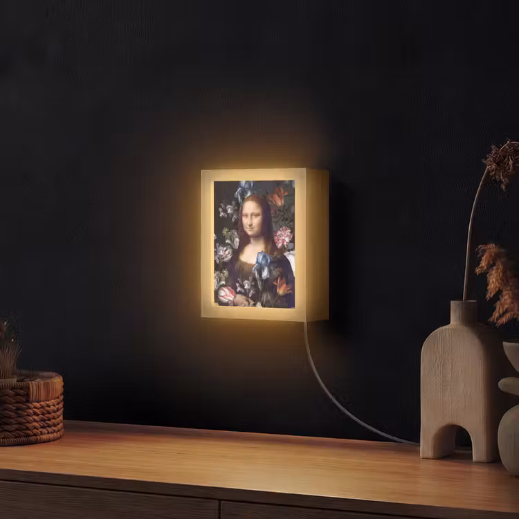 Mona Lisa - Leonardo da Vinci - Bloemen Light Box met kabel (Wandlamp) klein -sfeer1