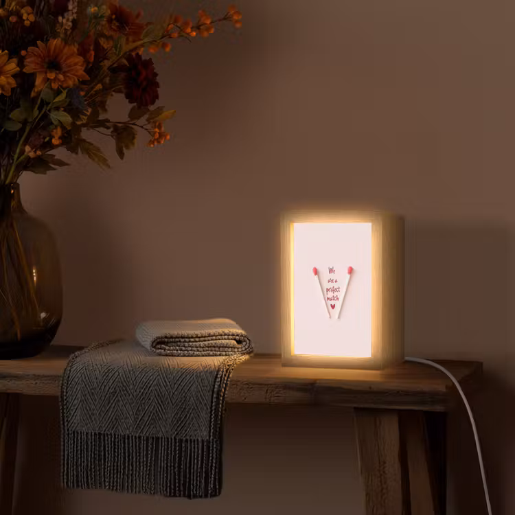 Perfect - Minimalistisch - Valentijn Light Box met kabel (Wandlamp) klein -sfeer4
