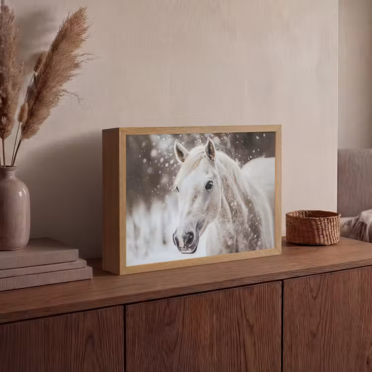 Paard - Wit - Winter - Natuur - Sneeuw - Dieren Light Box met batterij (Wandlamp) middel -sfeer2
