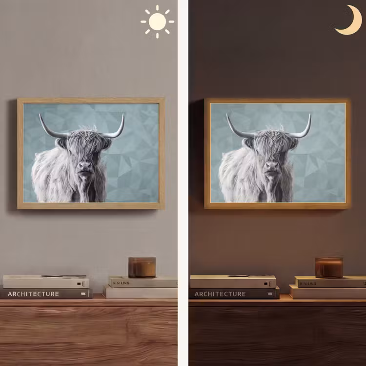 Schotse hooglander - Zwart wit - Patroon - Driehoek Light Box met batterij (Wandlamp) middel -sfeer3