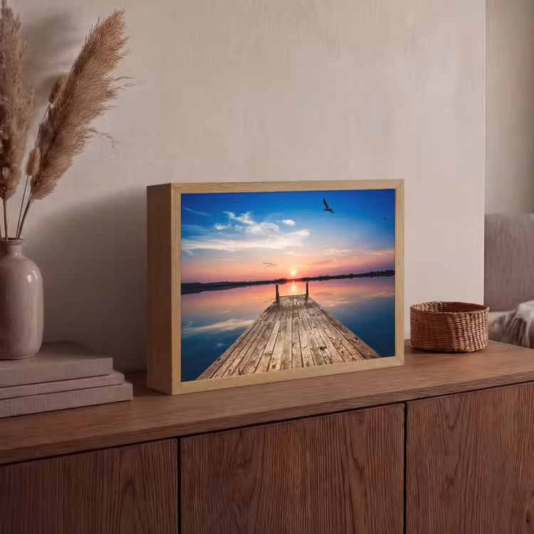 Steiger - Water - Zonsondergang - Roze - Horizon Light Box met batterij (Wandlamp) middel -sfeer2