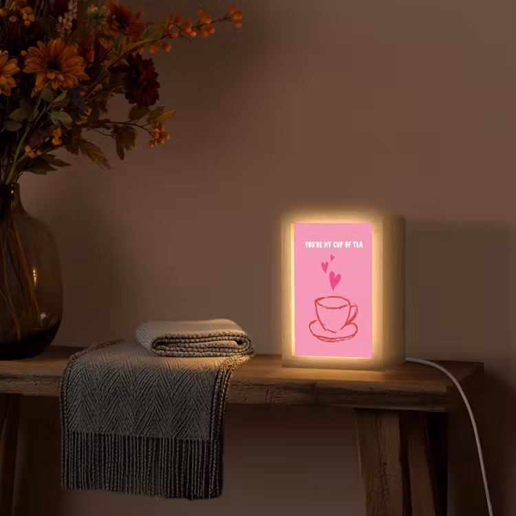 Thee - Roze - Valentijn - Tekst Light Box met kabel (Wandlamp) klein -sfeer4