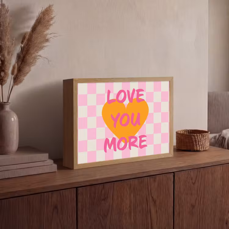 Valentijn - Love - Roze - Oranje Light Box met batterij (Wandlamp) middel -sfeer2