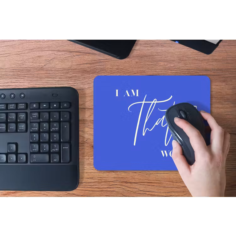 Blauw - I am that woman - Sierlijk - Minimalistisch muismat rubber klein -toetsenbord